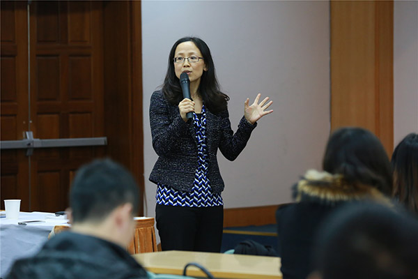 Dr. Lei Qiao addressing the Indonesia National Polymer Coatings Association